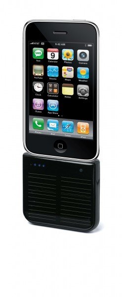 A-Solar accu lader verdubbelt de iPhone batterij capaciteit