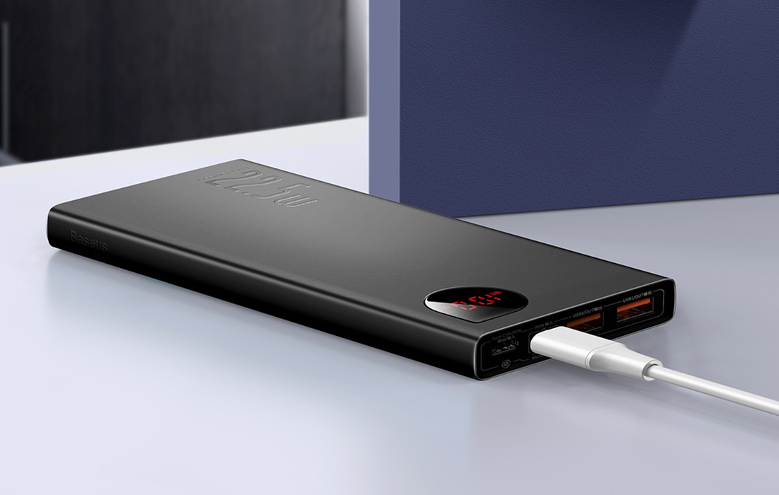 Baseus Adaman Metalen Digitale Weergave Power Bank 10000mAh w. USB-C Kabel - Zwart