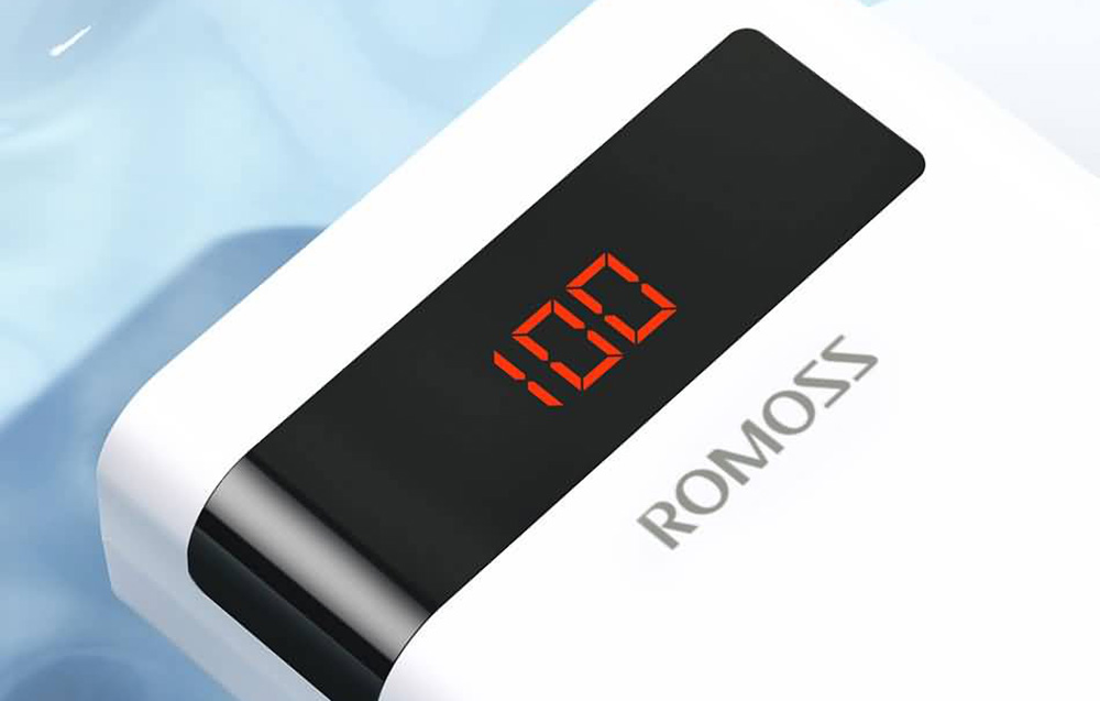 Romoss Sense 8P+ Power Bank 30000mAh w. LED Display - 2xUSB-A, USB-C - Wit