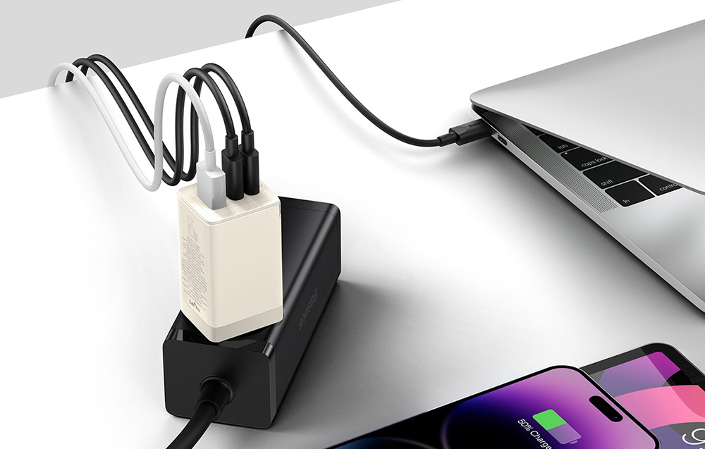 Baseus GaN5 Ultra 65W Wandoplader - USB-C Kabel, 2x USB-C, USB-A - Wit